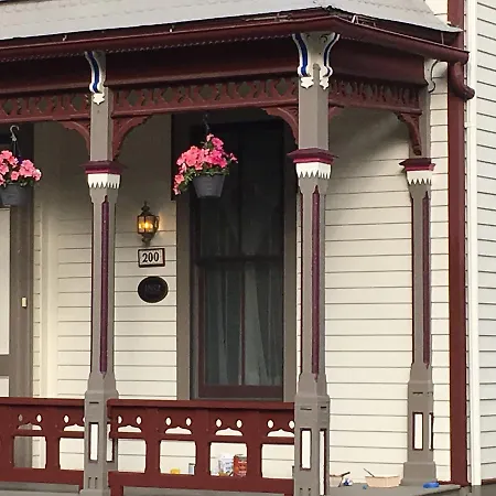 Rose Street Bed & Breakfast-3